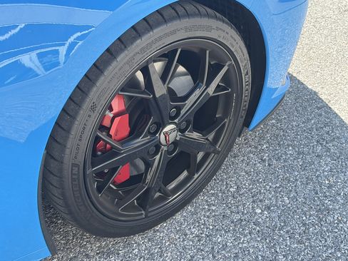Used 2020 Chevrolet Corvette Stingray Preferred Cpe w/ 2LT Preferred Equipment Group RWD image 17