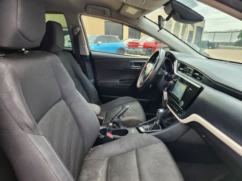 Used 2018 Toyota Corolla iM FWD image 15