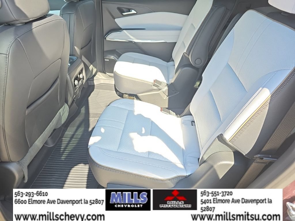 Used 2026 Chevrolet Traverse High Country w/ LPO, Floor Liner Package FWD image 16