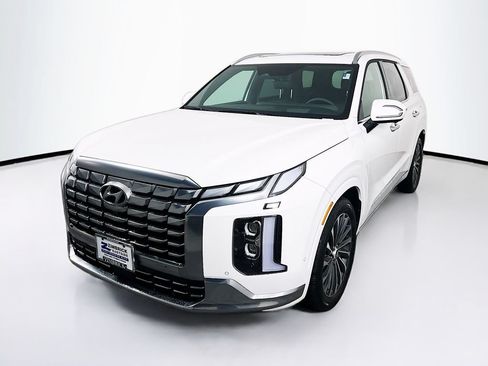 Certified 2025 Hyundai Palisade Calligraphy AWD/4WD image 3