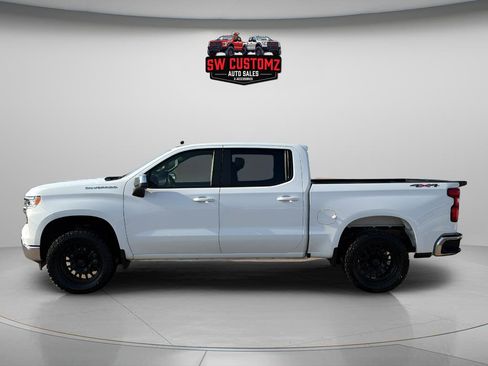 Used 2025 Chevrolet Silverado 1500 LT image 4