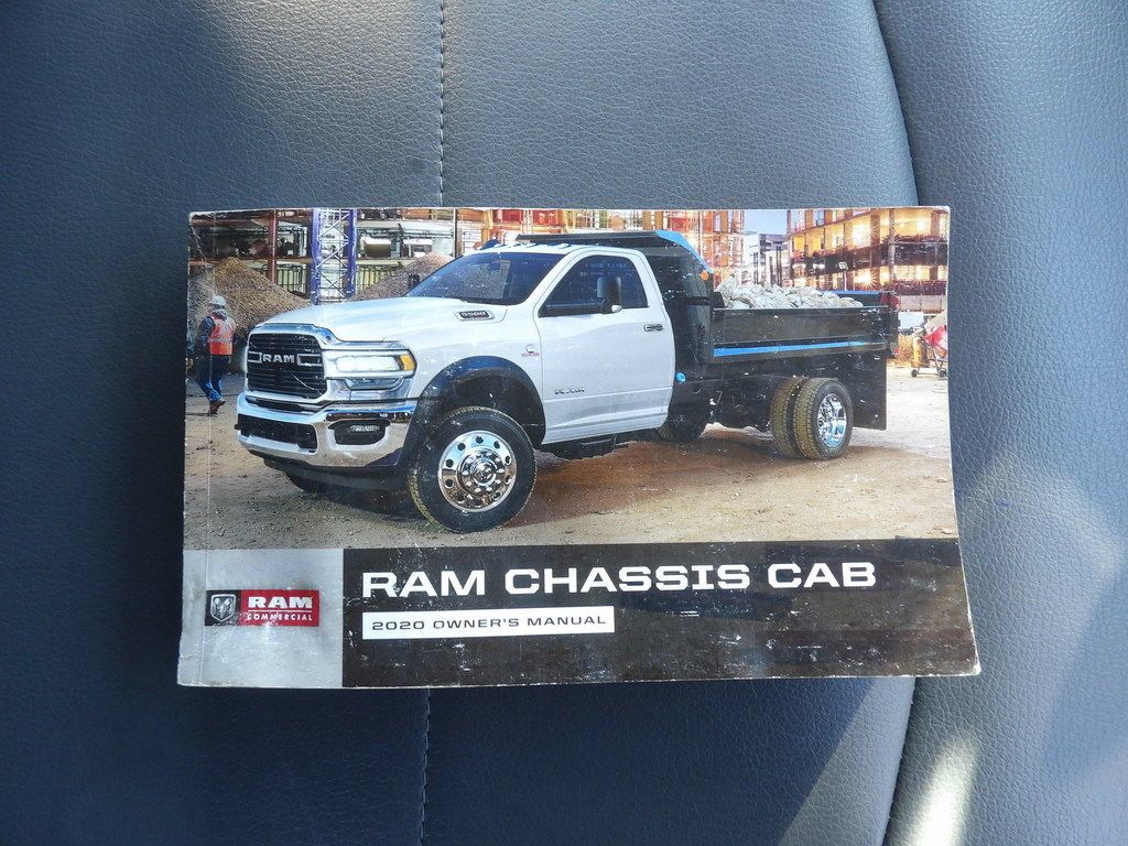 Used 2020 RAM 5500 Tradesman RWD image 42