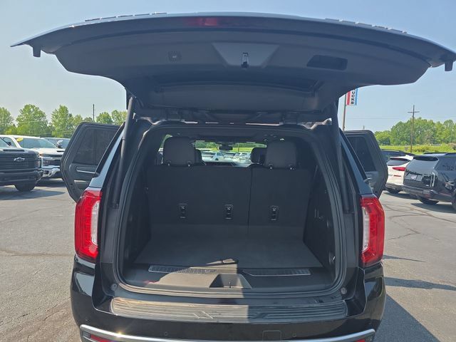 Used 2021 GMC Yukon Denali AWD/4WD image 14