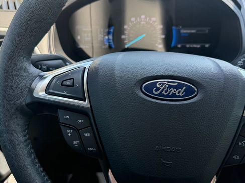 Used 2024 Ford Edge SEL w/ Convenience Package AWD/4WD image 15
