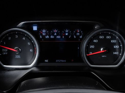 Used 2021 Chevrolet Tahoe Premier w/ Premium Package RWD image 20