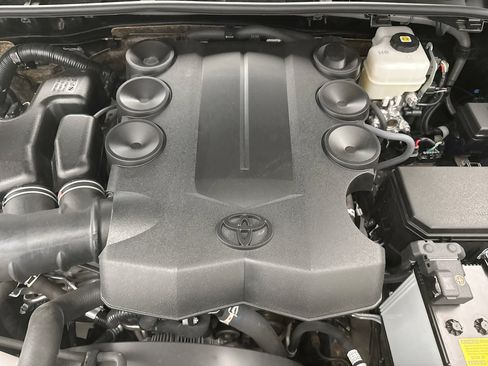 Used 2023 Toyota 4Runner TRD Sport AWD/4WD image 25