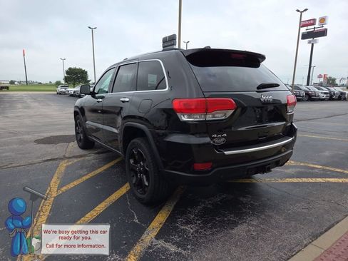 Used 2017 Jeep Grand Cherokee Limited AWD/4WD image 3