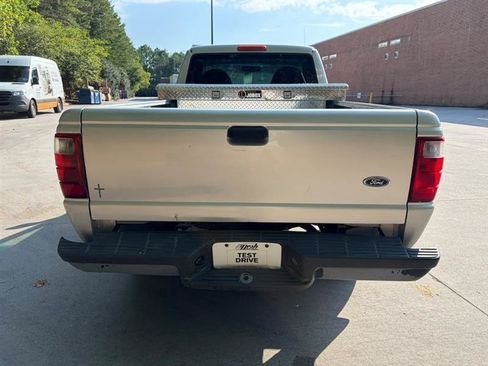 Used 2002 Ford Ranger 2WD Regular Cab image 2
