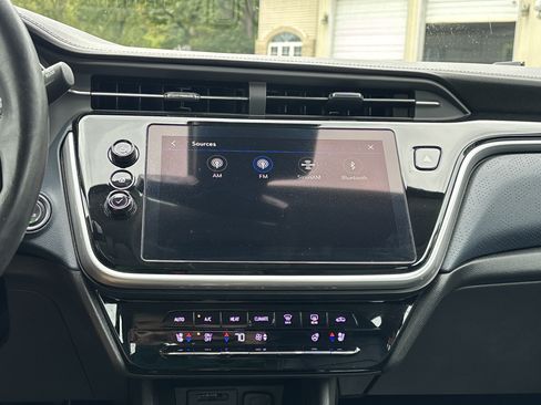 Used 2023 Chevrolet Bolt EUV Premier FWD image 21