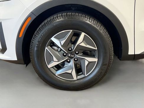 Certified 2021 Kia Sorento S FWD image 31