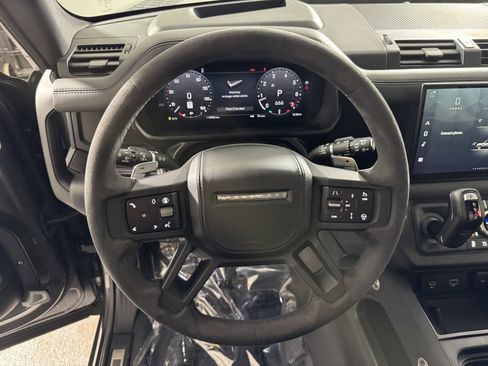 Used 2024 Land Rover Defender 110 Carpathian Edition image 14