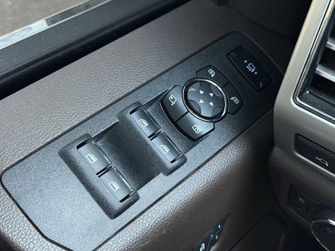 Used 2019 Ford F350 King Ranch w/ King Ranch Ultimate Package image 19