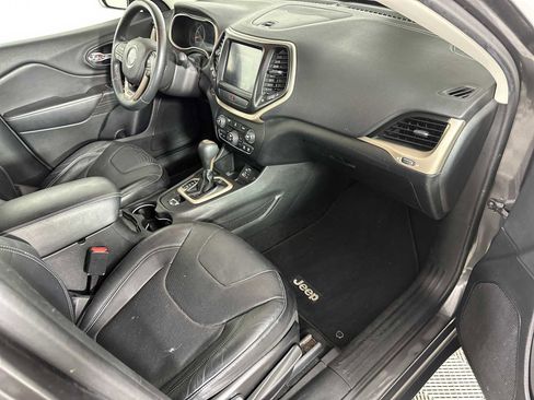 Used 2014 Jeep Cherokee Limited w/ Luxury Group FWD image 26