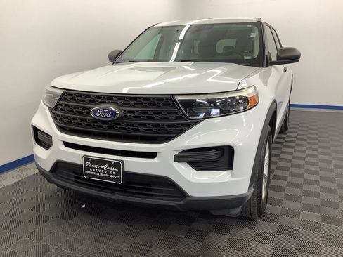 Used 2020 Ford Explorer 4WD w/ Class III Trailer Tow Package image 2