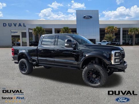 New 2026 Ford F250 Lariat w/ Black Appearance Package AWD/4WD image 1