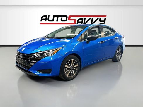 Used 2024 Nissan Versa S w/ S Plus Package FWD image 3
