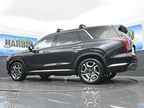 Used 2023 Hyundai Palisade Limited FWD image 23