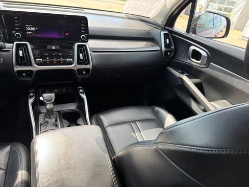 Used 2022 Kia Sorento S FWD image 20