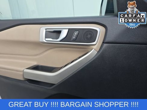 Used 2022 Ford Explorer XLT w/ Equipment Group 202A RWD image 12
