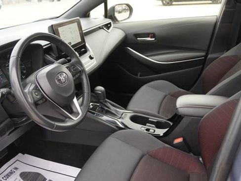Used 2024 Toyota Corolla SE w/ SE Premium Package FWD image 17