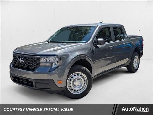 New 2025 Ford Maverick XL image 1