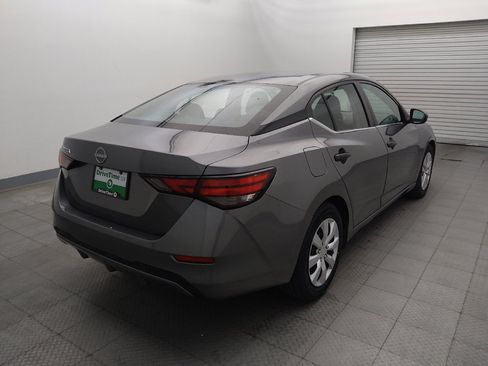 Used 2024 Nissan Sentra S FWD image 9