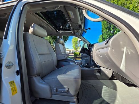 Used 2001 Toyota Sequoia Limited image 14