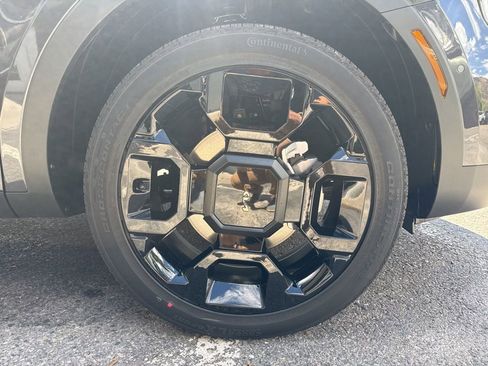 New 2026 Kia Sorento SX Prestige w/ Olive Brown Leather Package image 7