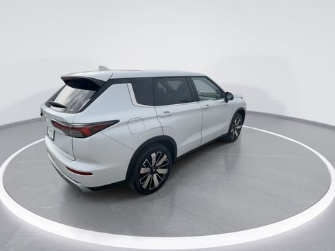 New 2026 Mitsubishi Outlander SE AWD/4WD image 8