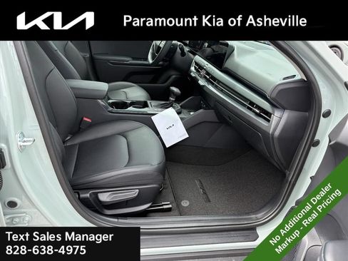 New 2026 Kia K4 EX FWD image 19