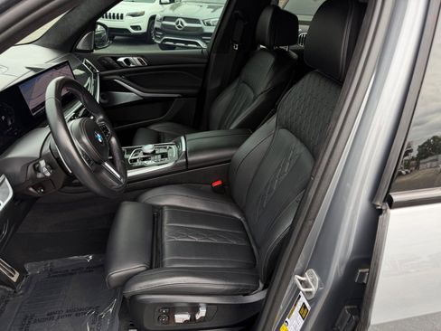Used 2024 BMW X7 M60i w/ Executive Package AWD/4WD image 31