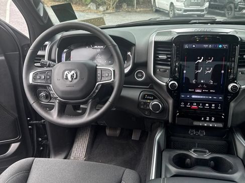 Used 2025 RAM 1500 Big Horn AWD/4WD image 13