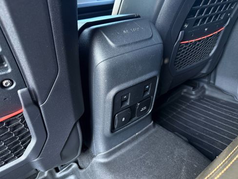 Used 2022 Ford Bronco Raptor image 32