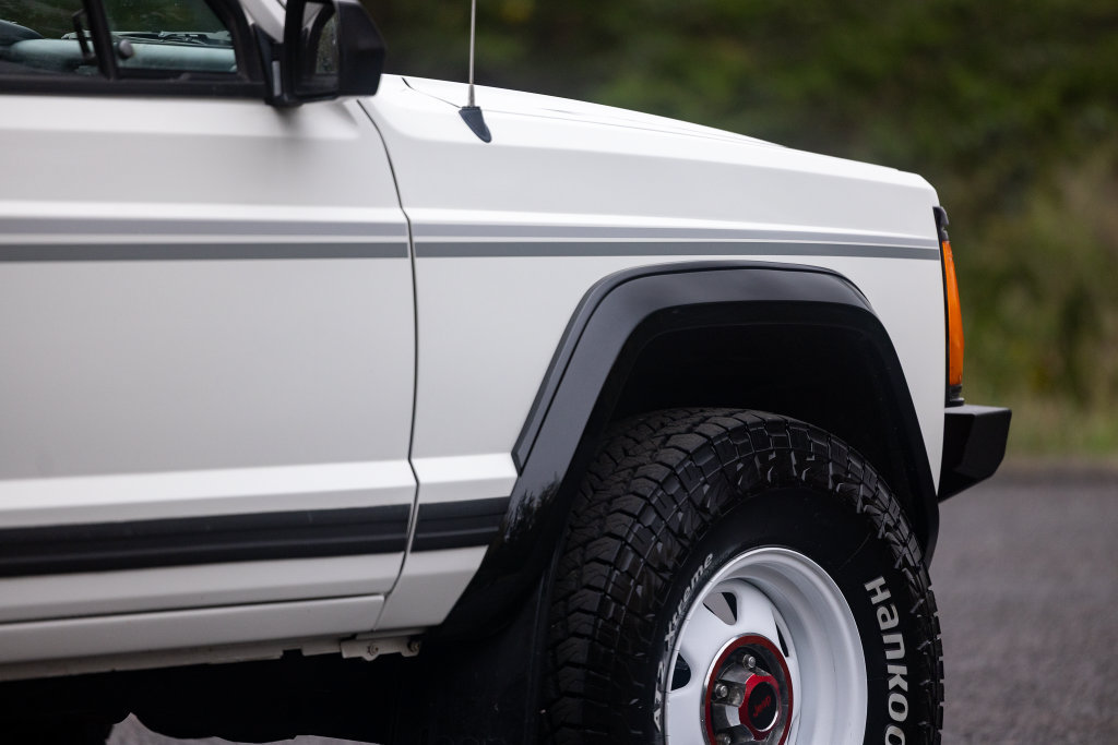 Used 1988 Jeep Comanche Pioneer AWD/4WD image 54