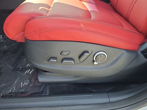 New 2026 Genesis GV70 3.5T Sport Advanced AWD/4WD image 12