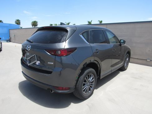 Used 2019 MAZDA CX-5 Touring FWD image 3