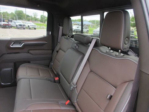 New 2026 GMC Sierra 1500 Denali AWD/4WD image 13