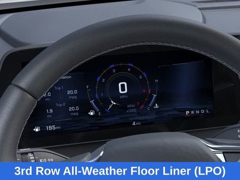 New 2025 Chevrolet Traverse LT w/ Midnight/Sport Edition image 19