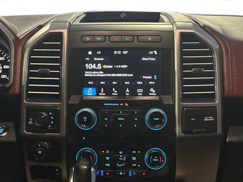 Used 2018 Ford F150 Platinum w/ Equipment Group 701A Luxury AWD/4WD image 15