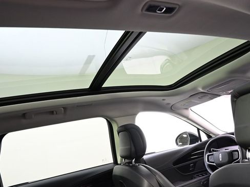New 2026 Lincoln Nautilus Reserve AWD/4WD image 17