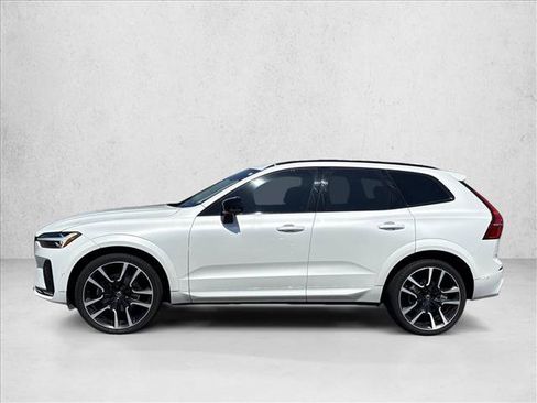 Used 2024 Volvo XC60 B5 Ultimate w/ Protection Package Premier AWD/4WD image 8