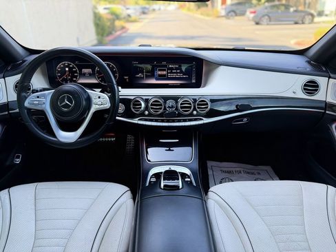 Used 2018 Mercedes-Benz S 560 Sedan image 28