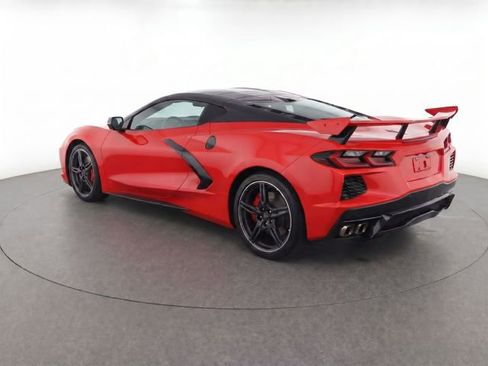 Used 2024 Chevrolet Corvette Stingray Preferred Cpe w/ Z51 Performance Package RWD image 3