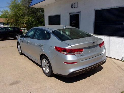 Used 2019 Kia Optima LX image 7
