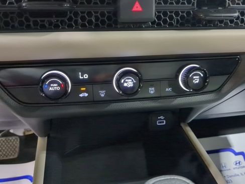 New 2025 Honda HR-V LX image 24