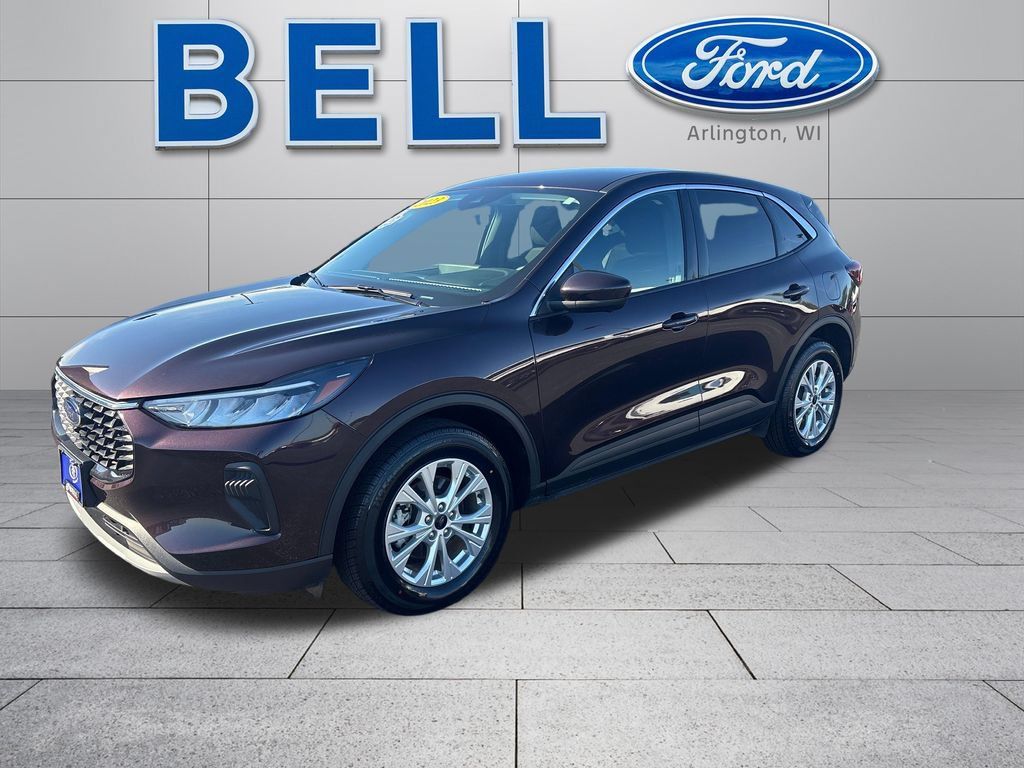 Used 2023 Ford Escape Active w/ Tech Pack #2 AWD/4WD image 8