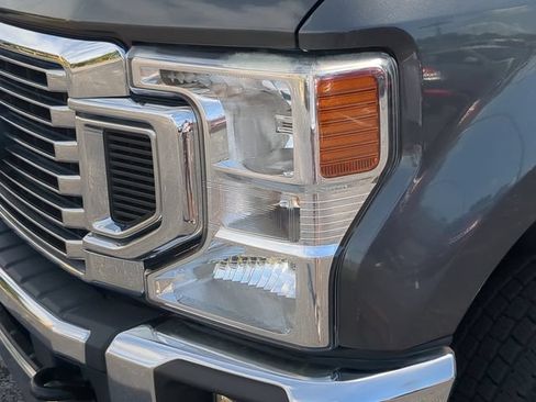 Used 2020 Ford F350 Lariat w/ Lariat Value Package AWD/4WD image 10