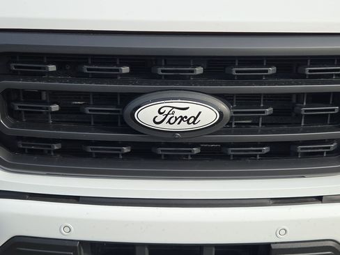 Used 2022 Ford F150 XLT w/ Equipment Group 302A High AWD/4WD image 9