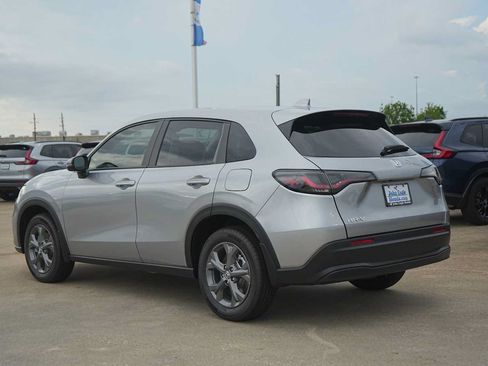 New 2026 Honda HR-V LX image 4