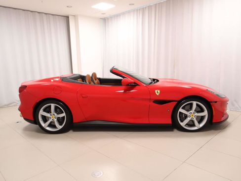 Certified 2023 Ferrari Portofino M RWD image 8